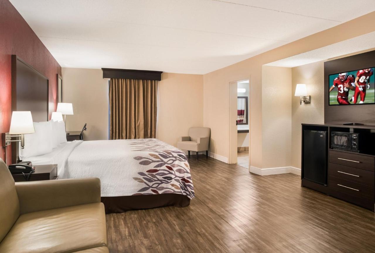 Red Roof Inn Тупело Екстер'єр фото