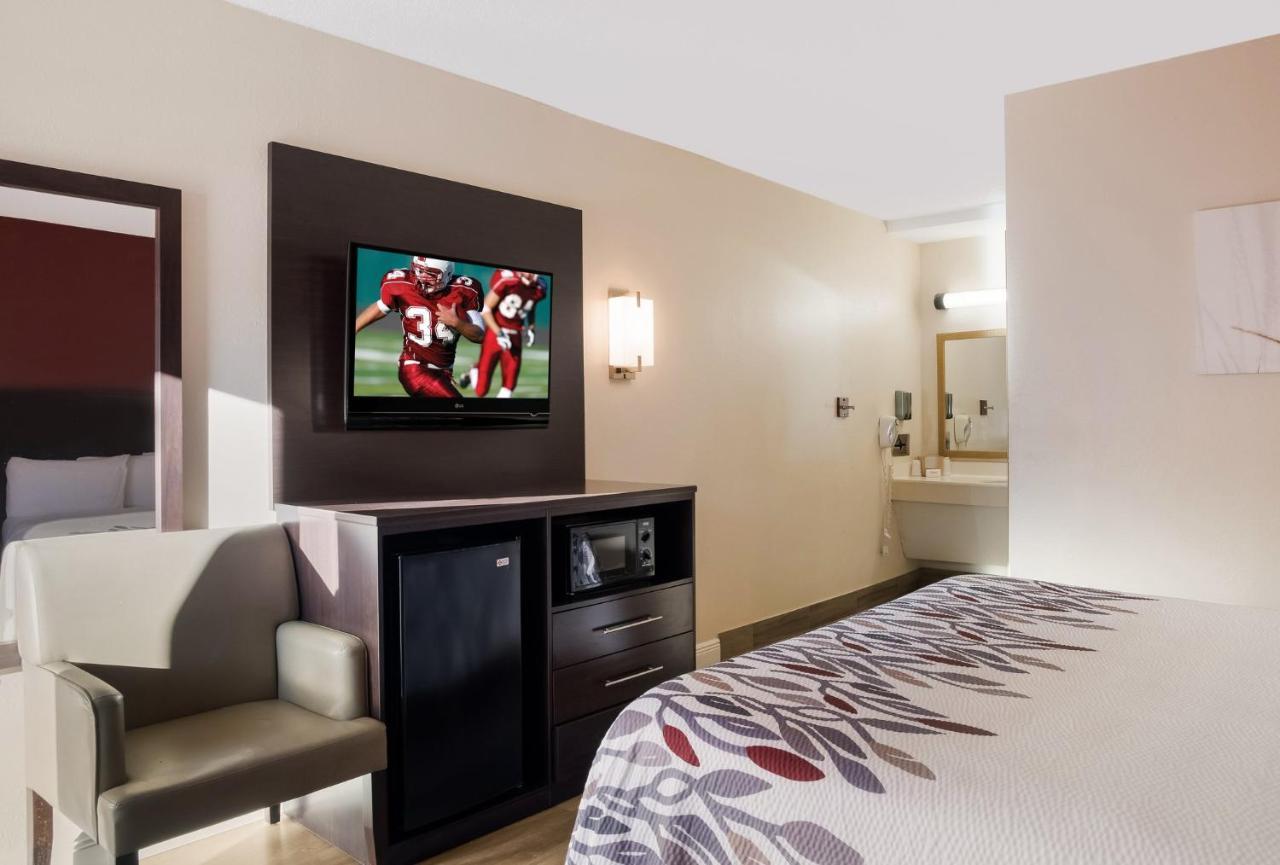 Red Roof Inn Тупело Екстер'єр фото