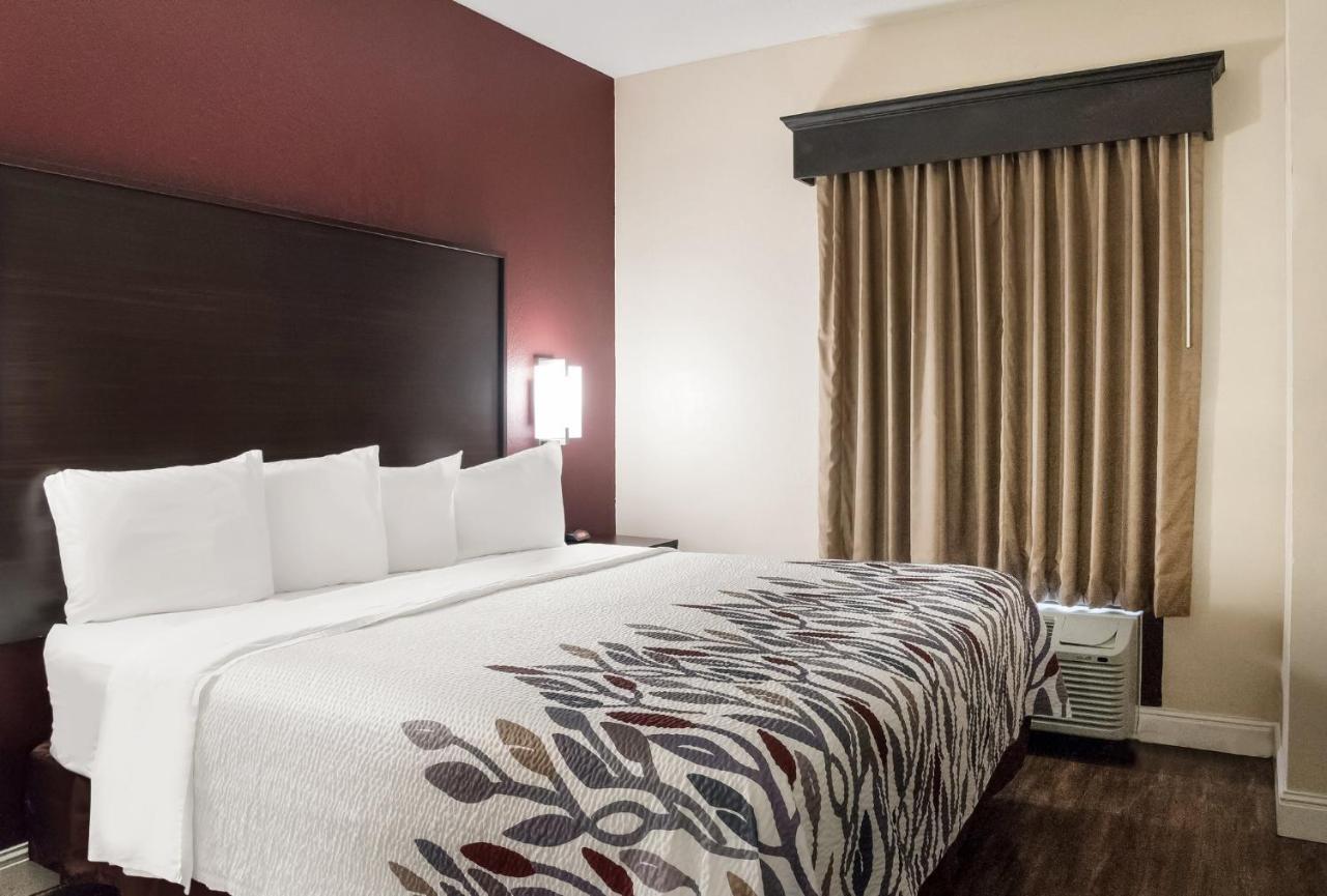 Red Roof Inn Тупело Екстер'єр фото