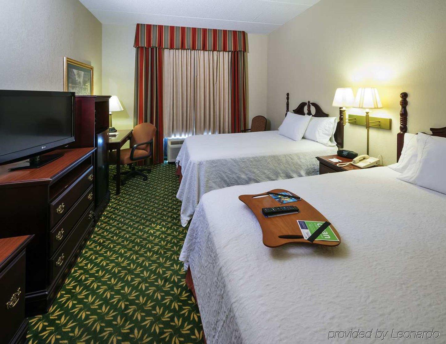 Red Roof Inn Тупело Номер фото